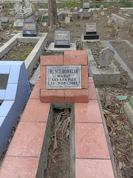 HJ.SITI ROMELAH