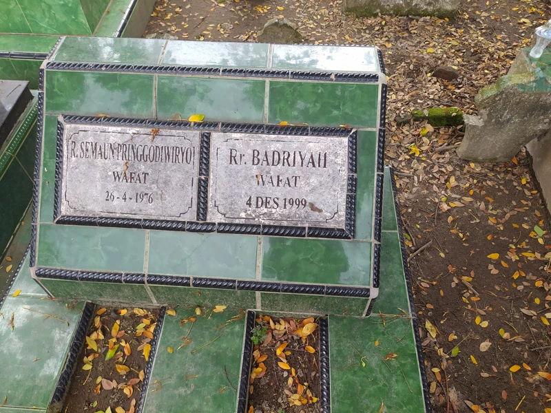 Rr.Badriyah
