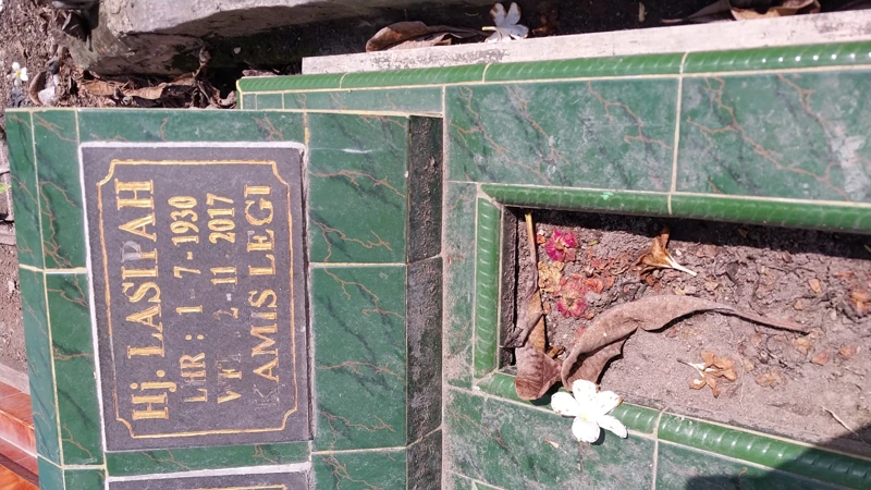 Hj. Lasipah