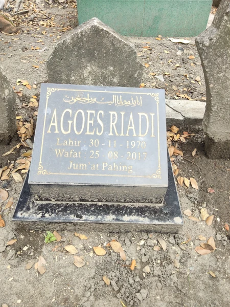 Agoes riadi