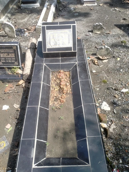Hj. Siti Fatimah