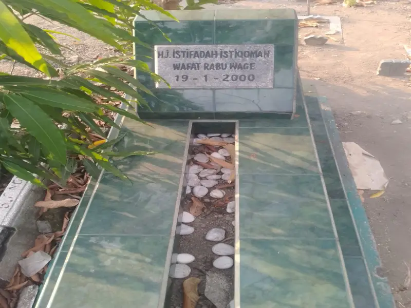 Hj. Istifadah istiqomah