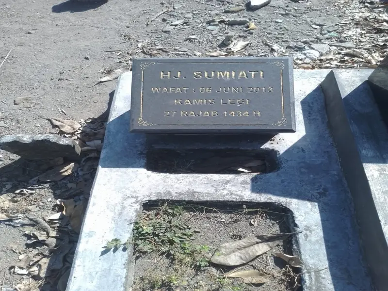 Hj. Sumiati