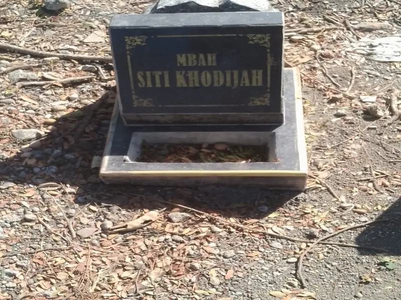 Mbah Siti Khodijah