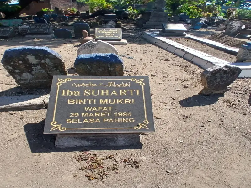 Ibu Suharti