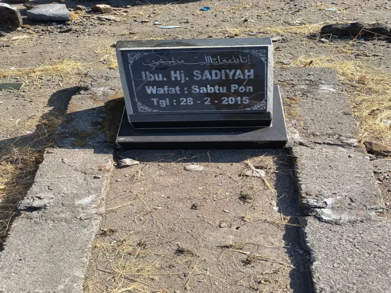 Ibu. Hj. Sadiyah