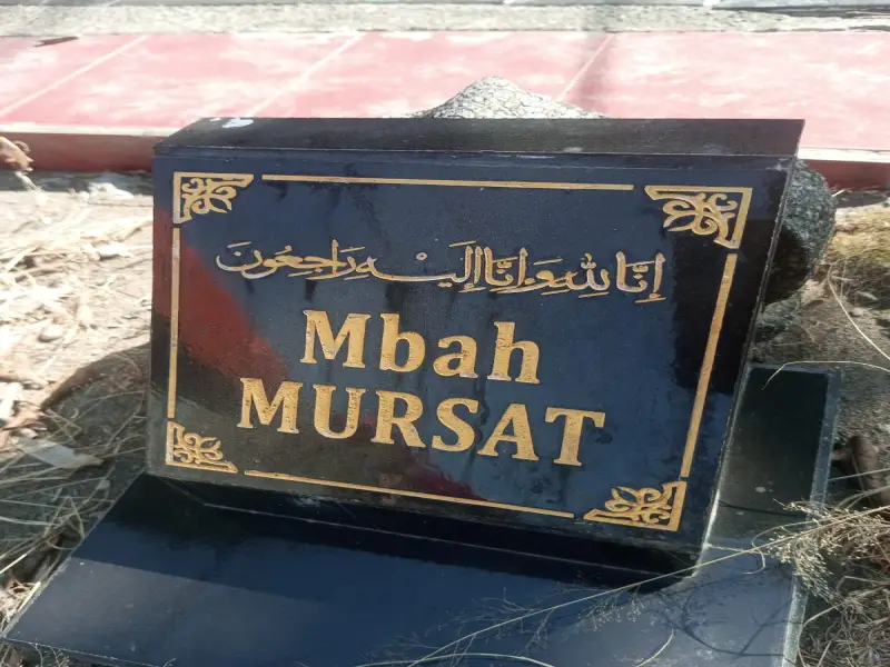 Mbah Mursat